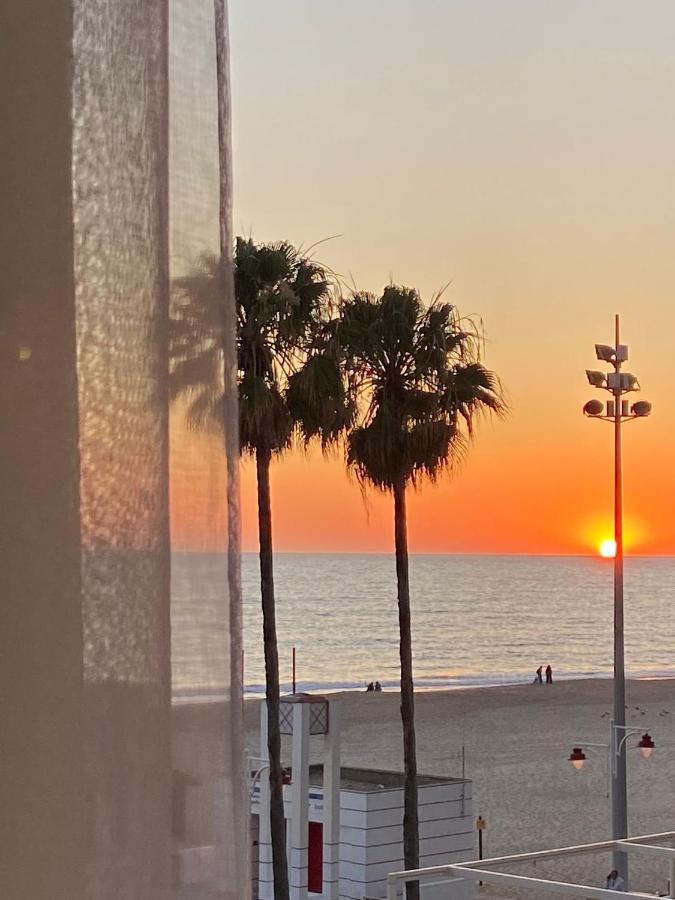 Apartamento Reformado Con Vistas Al Mar Cádiz Exterior foto